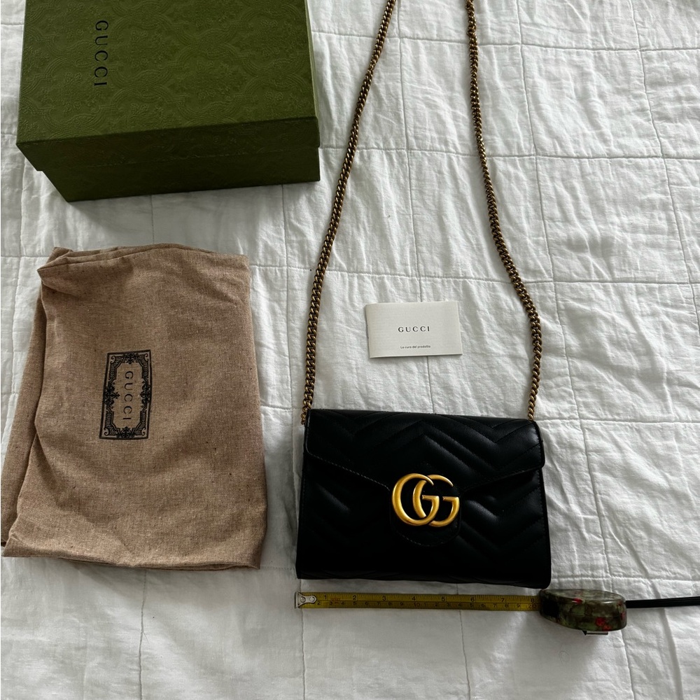 GG MARMONT SMALL SHOULDER BAG